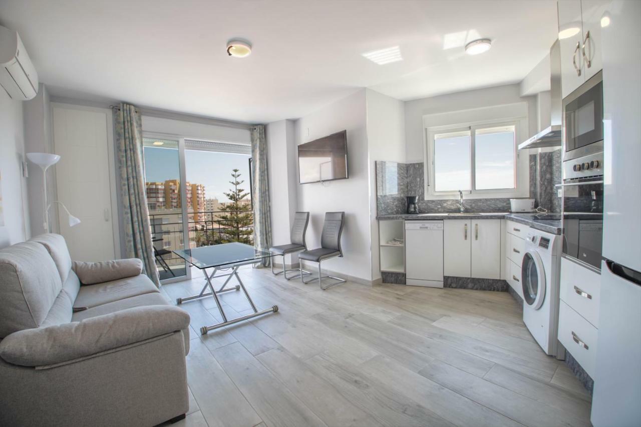 Precioso Apartamento Al Lado De La Playa Benalmádena Exteriör bild