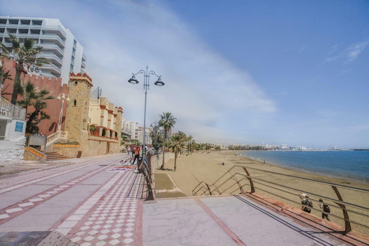 Precioso Apartamento Al Lado De La Playa Benalmádena Exteriör bild